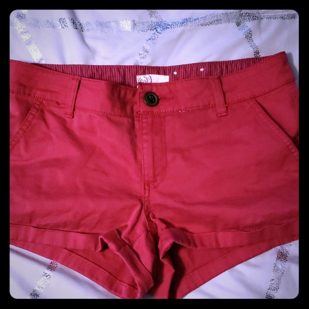 SO brand cargo short shorts